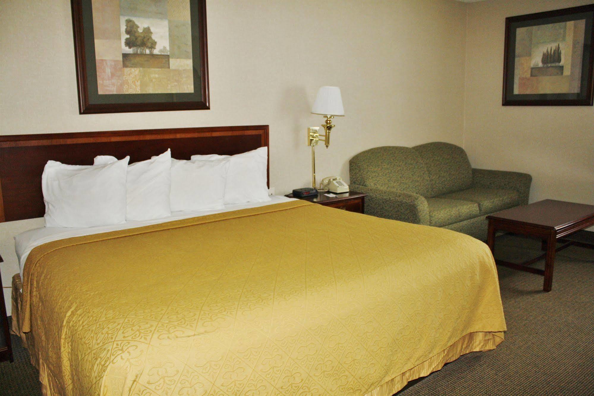 Quality Inn Plainfield I-395 Extérieur photo