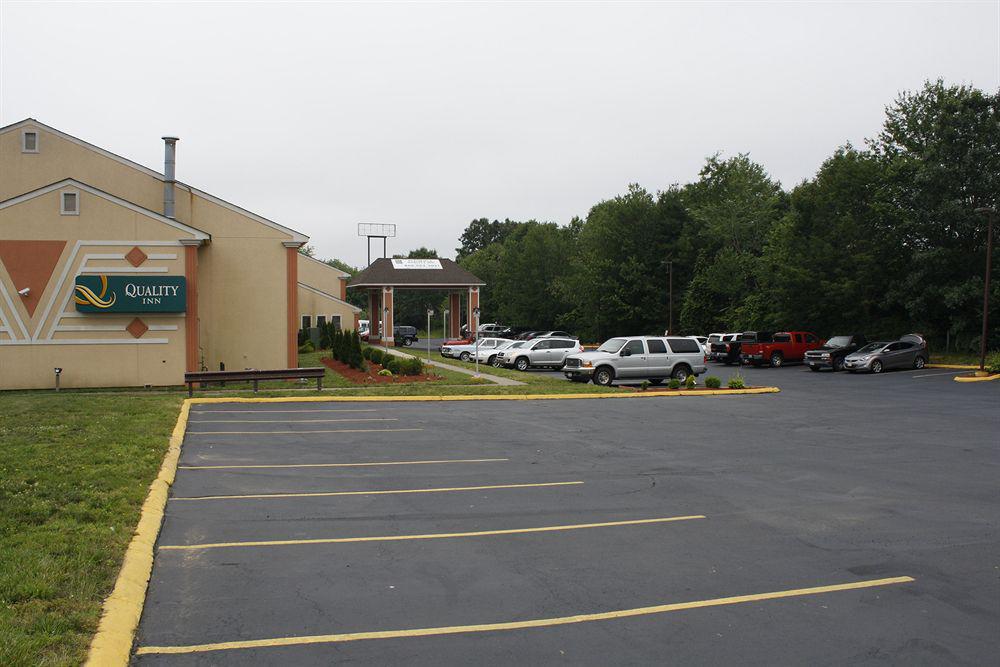 Quality Inn Plainfield I-395 Extérieur photo